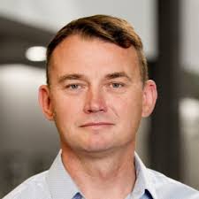 I am working from home today as I have a few contractors at our house and I  must say I have a pretty cool home office assistant.