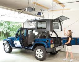 Commercial hard top hoists are available online for those who frequently remove their hard tops to enjoy driving their jeeps in that fashion. 7 Best Jeep Hardtop Hoists 2020 Carcarehunt