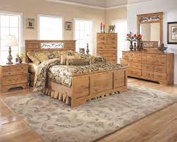 From traditional to modern homes, pine bedroom furniture will complement both styles of decors whilst also serving great practicality. Pine Bedroom Furniture Sets Ideas On Foter