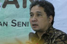 Hilmar farid's works on history, art, culture, film, politics, and many more have been widely published. Hilmar Farid Kebebasan Ekspresi Bukan Suatu Yang Absolut Antara News