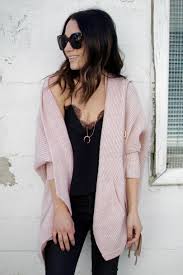 Black And Pink Cardigan Sharing My Tips On How To Add Little Feminine Touches To Any Outfit With My Favorite Gold Accessories A Littl Fashion Tank Top Outfits Lace Tank Tops Outfit