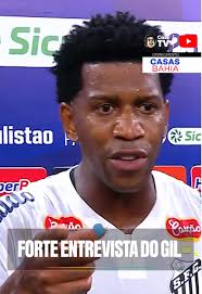 Gil Reclama da Arbitragem Após Eliminatória do Corinthians