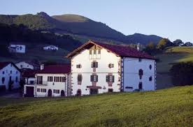 Edificio turismo rural 31720 oieregi (navarra). Casas Rurales En Ziga Hundredrooms