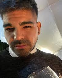 David Fernando's Instagram, Twitter & Facebook