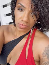 They said go where you are valued, so I ran back to God. Now I can’t stop  smiling. Getting my body right @templewellnessclubsllc. @solacebychefmjclt  . Link in bio .