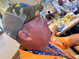 Is anyone else's room at the Hilton unbearably hot? We have the temperature  cranked all the way down and the fan is going. 🥵