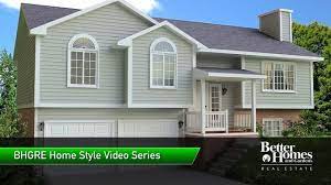 This design works nicely for ranch homes and flat front houses, as well as modern and contemporary styles. Raised Ranch Style Homes Features Remodeling Ideas