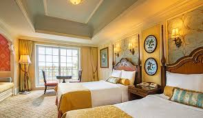 (0.64 км) tokyo bay maihama hotel. Tokyo Disneyland Hotel World S Ultimate Travels