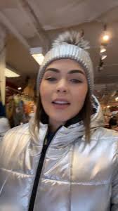 Doña Reclamos (@donareclamos)’s videos with original sound