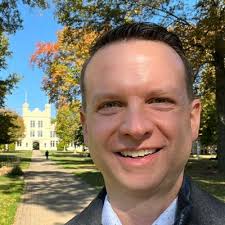 Charles Nusbaum (@heycjn)