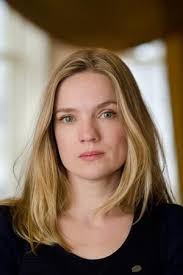 Cast & Crew for Anoniem 1x01 "Who are you?"