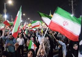 قهرمانان ورزش و هنر راهی جنوب کشور شدند