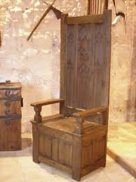 Cathedre Medievale En Bois En 2020 Mobilier Medieval Mobilier De Salon Bois