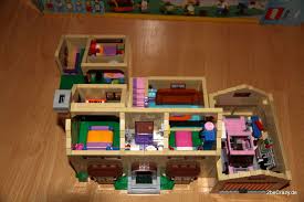 Rear shot of the house. Simpsons Haus Lego 85 2becrazy