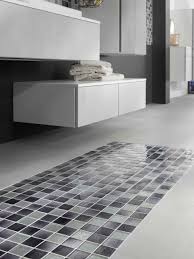 Bärwolf ist der führende anbieter von mosaiken und dekorationen europaweit. Glamour Diamond Black Mosaik Badezimmer Design Glasmosaik