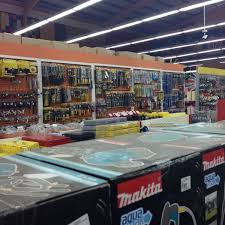 A new shopping mall have 2.2 million sq ft floor area, 350 shops and 7200 car parks. My Diy Home Depot Sdn Bhd
