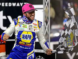 Gordon would have 7 championships if nascar didn't make the stupid chase! Chase Elliott Cruises Into Nascar Championship Sports Illustrated