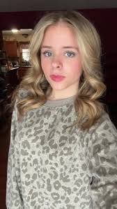 Kara Gorman's Instagram, Twitter & Facebook