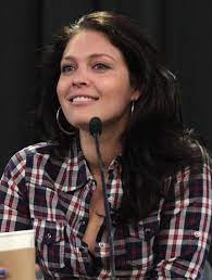 Alaina Huffman - Wikipedia