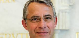 Temps de travail: «Le droit européen contre la singularité militaire». La  tribune de Jean-Michel Jacques