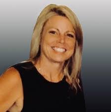 Kelly Stanfield's Instagram, Twitter & Facebook