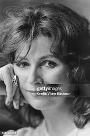 27 Photos & High Res Pictures