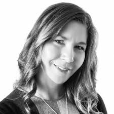 Lisa Pinkston at Realty One Group Aurora