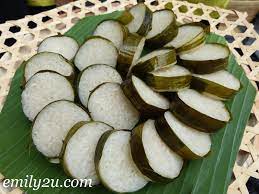 Gambar makanan tradisional klepon namun demikian resep baru telah dikembangkan di negara ini. Nicemalaysianfood Wallah