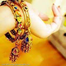 Hope you guys are doing great 💟in this video i am gonna show you bangles dpz and hand dpz for girls.hope you guys lik. Beautiful Bangles Hand Cool Display Pictures Gold Jewelry Fashion Bangles Stylish Jewelry