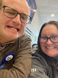 Happy Thursday! 💅 ❤️ Another busy day! Today we got formal fashion show  ready with nail appointments at Glamour Nails & Spa! Their staff were  amazing and everyone had such a fun-filled