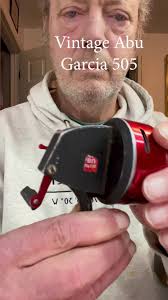 How to Use A Vintage Garcia Mitchel 300 Spinning Reel