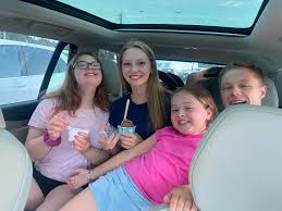 Tracy McCaffrey (@tracyblue17) • Instagram photos and videos