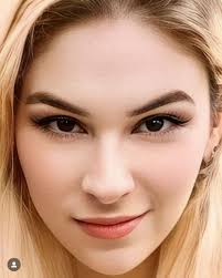 These eyes "speak" the most beautiful language in the world.!! ⚫️❤️🌏