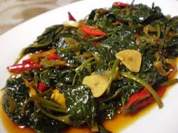 Masukkan wortel, sosis, tofu, saus tiram, kecap manis, saus tomat, gula garam dan kaldu bubuk. Resep Masakan Tumis Kangkung Paling Simpel 2020 Perfect 10 Cooking