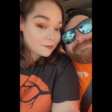 Local bakers for simple heart-shaped birthday cakes?