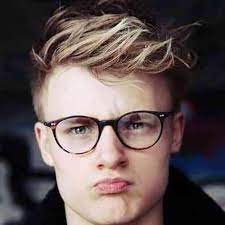 Image Result For Short Bleach Blonde Mens Hairstyles Blonde Haare Manner Kurze Blonde Haare Brille Manner Brillen