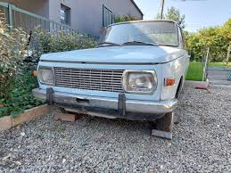Image result for Champagnergelb 1968 Wartburg