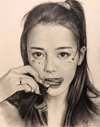 Pencil drawing of Chinese actress Dilireba. Rested at home today because of  bad jaw pain and had some time to draw.