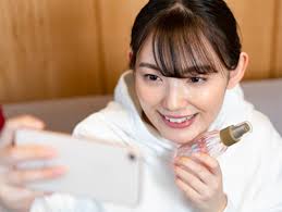 兵庫県神戸市 フラワーアレンジメント アクセサリー・雑貨の制作販売 ブリザーブドフラワー アートフラワー アトリエ ルナ・ロッサ 代表 高鴨ひとみ