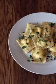 Ravioli Mit Zitronen Ziegenkase Fullung Transglobal Pan Party Rezept Ravioli Ravioli Rezept Ziegenkase