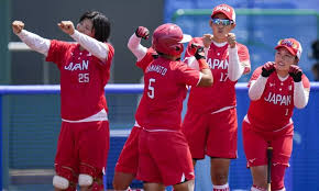In 1996, women's softball was first introduced to the olympic stage. Kncqtbqjhdccwm