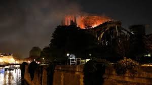 Maybe you would like to learn more about one of these? Video Incendie De Notre Dame De Paris Les Images Impressionnantes De L Interieur De La Cathedrale