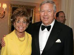 Robert kenneth kraft was born into an orthodox jewish family on june 5, 1941, in brookline, massachusetts, united states. The Wealth Career And Life Of Billionaire Patriots Owner Bob Kraft