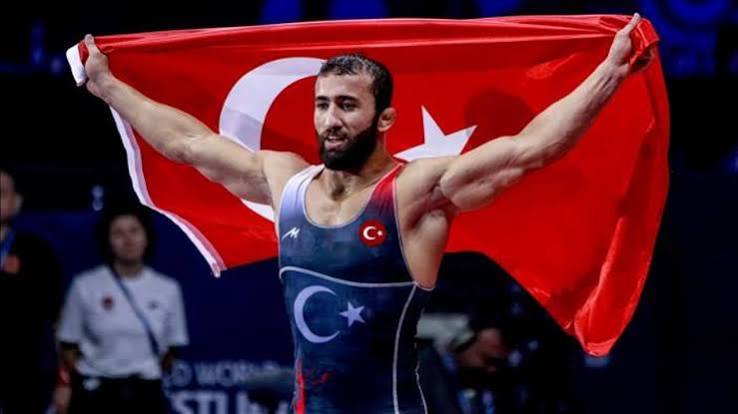 Burhan Akbudak dünya şampiyonu