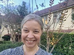 Katrina Leach's Instagram, Twitter & Facebook