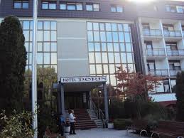 Gram negatif bakterilerde, küçük kutuplu moleküllerin zardan içeri geçmesini sağlayan, dış lipopolisakkaritler arasındaki bir protein. Hotel Porin Prices Reviews Zagreb Croatia Tripadvisor