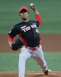해설위원 10명 중 6명이 이의리를 올시즌 신인왕으로 예상했다. ì´ì˜ë¦¬ ê³„ì•½ê¸ˆ ì—°ë´‰ ì•„ë²„ì§€ ì¸í„°ë·° ì¸ìŠ¤íƒ€ ì„ ë°œ íˆ¬ìˆ˜ êµ¬ì†