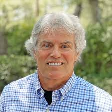 Tracy Hays's Instagram, Twitter & Facebook