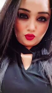 #Instagram, #ViralVideo, #Reels, #InstaReels, #Trending, #Popular,  #ViralReels #FunnyReels, #bestreels, #bestreelslover❤️❤️❤️❤️❤️👑👑👑👑  #pakistanitalent #originalsinger @farahanwar_official