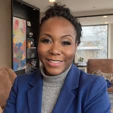 Evanston Township High School is pleased to announce that Dr. Quiana McNeal  has been selected as its next principal, beginning with the 2025-26 school  year. Dr. McNeal, a dedicated educator and experienced